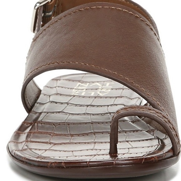 Naturalizer
Seanna Casual Sandals - Picture 6 of 7